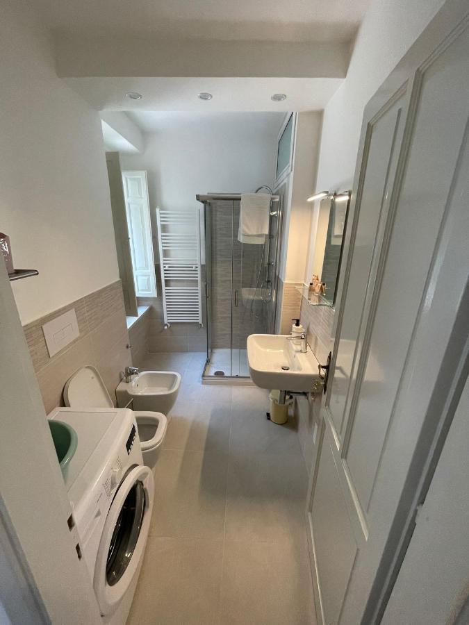 Il Nido Delle Rondini Apartment Формия Екстериор снимка