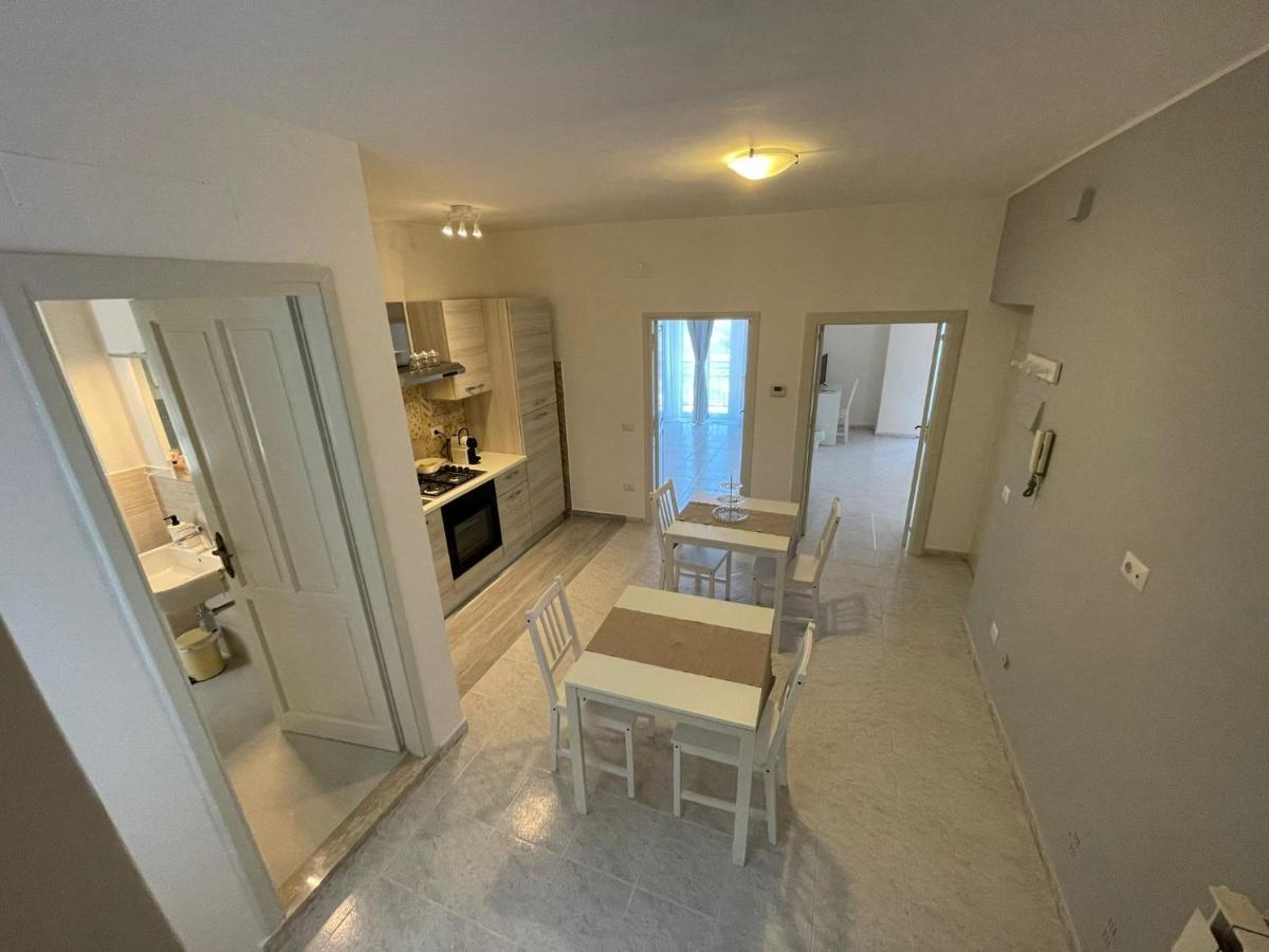 Il Nido Delle Rondini Apartment Формия Екстериор снимка