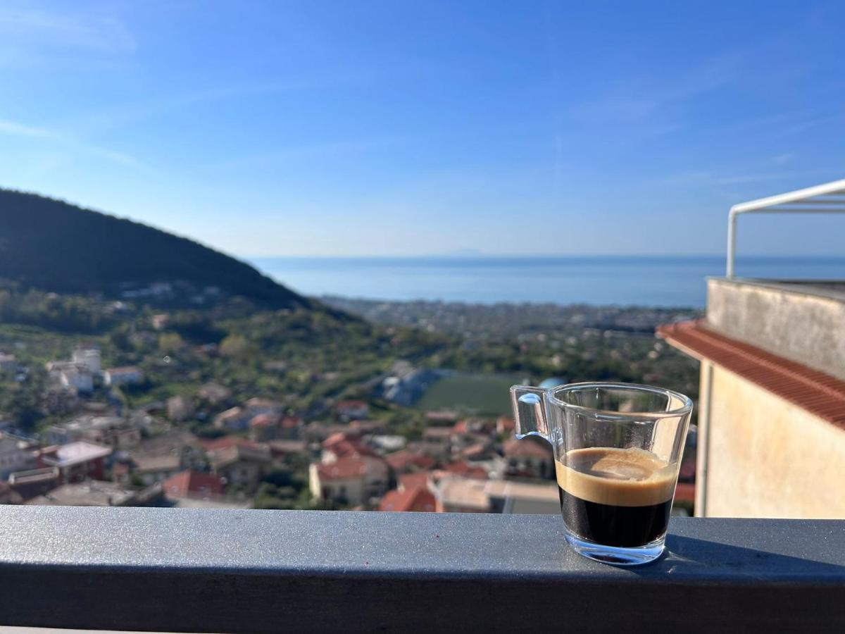 Il Nido Delle Rondini Apartment Формия Екстериор снимка