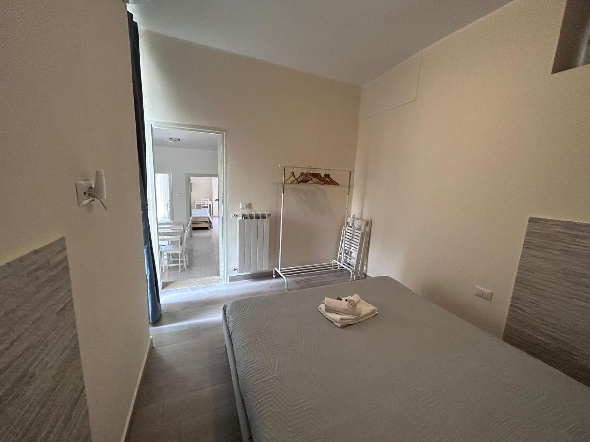 Il Nido Delle Rondini Apartment Формия Екстериор снимка