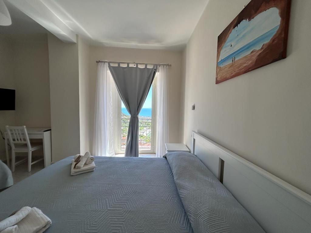 Il Nido Delle Rondini Apartment Формия Екстериор снимка