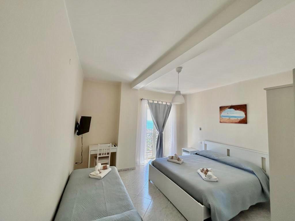 Il Nido Delle Rondini Apartment Формия Екстериор снимка
